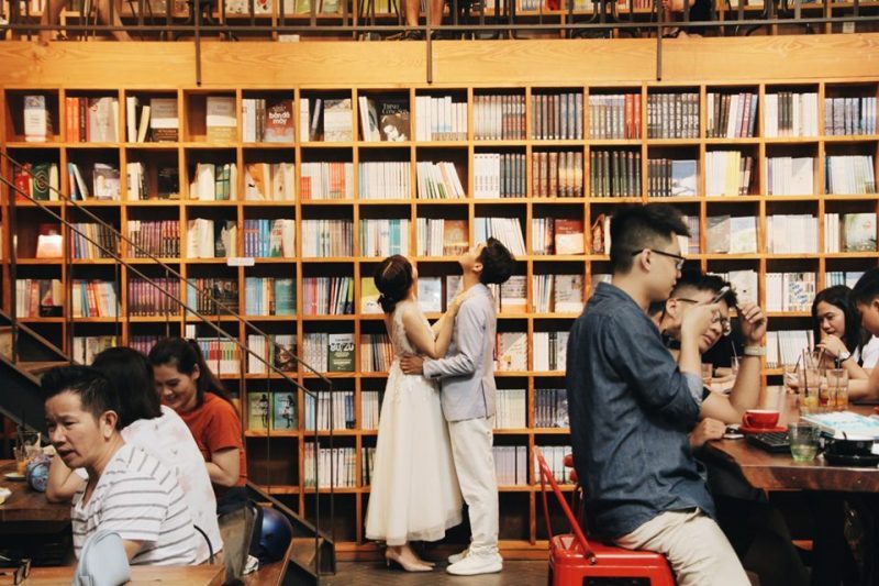 Top 10 Quán Cà Phê Sách Ở Sài Gòn Dành Cho Tín Đồ “Nghiện” Sách