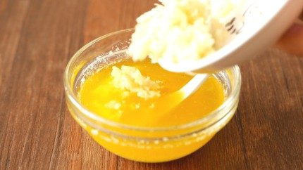 cánh gà nướng bơ tỏi 4
