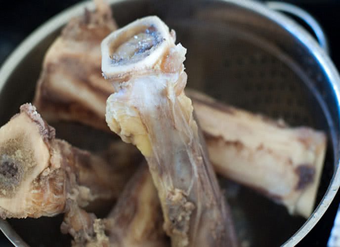 cách làm xương bò hầm măng
