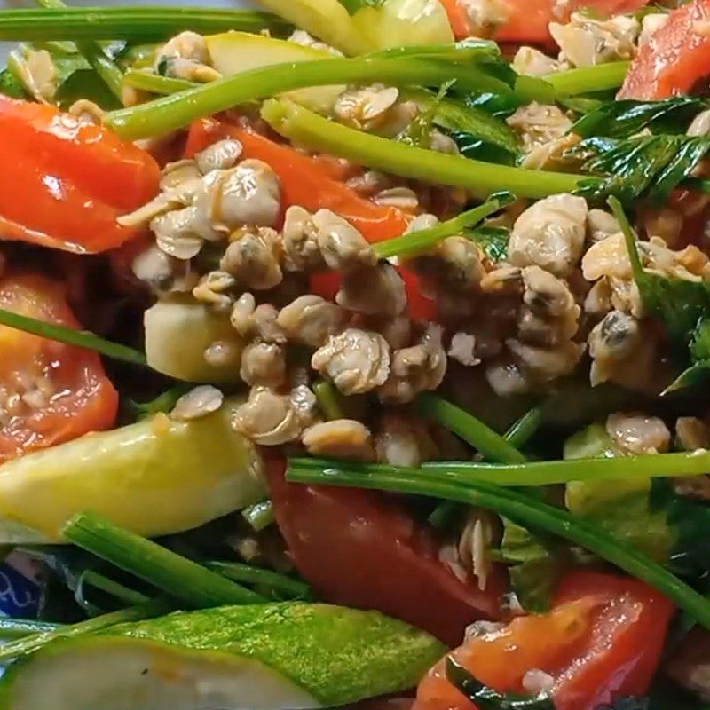 hến xào cà chua dưa chuột 4