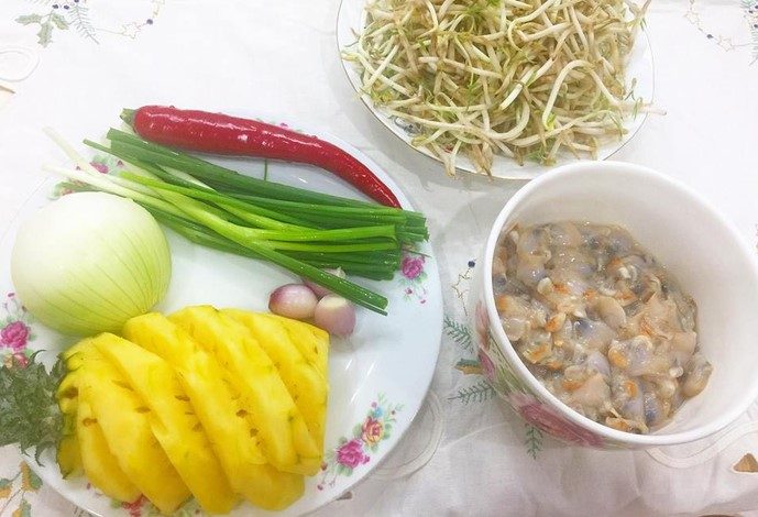 hến xào cà chua 2