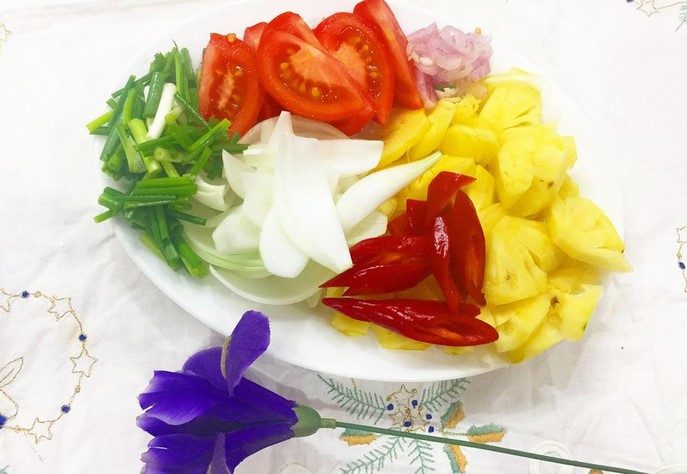 hến xào cà chua 3
