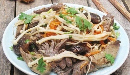 lòng gà xào nấm