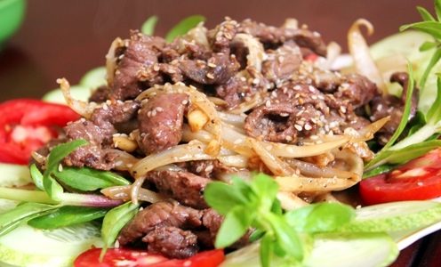 thịt hươu xào lăn 1